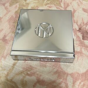 Il Makiage Boss Squad eyeshadow palette